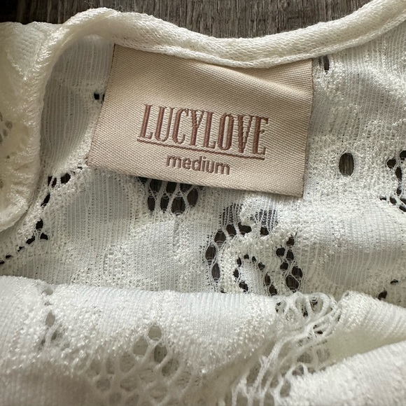 NWOT Lucy Love Lace Swim Cover Up Size M - Picture 3 of 4